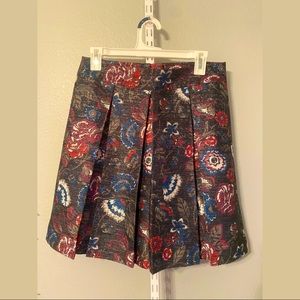 Multi-color Floral Size 6 A-line Loft with rear zipper and sparkle thread detail